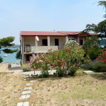 Katarina Betina (Sibenik-Knin)